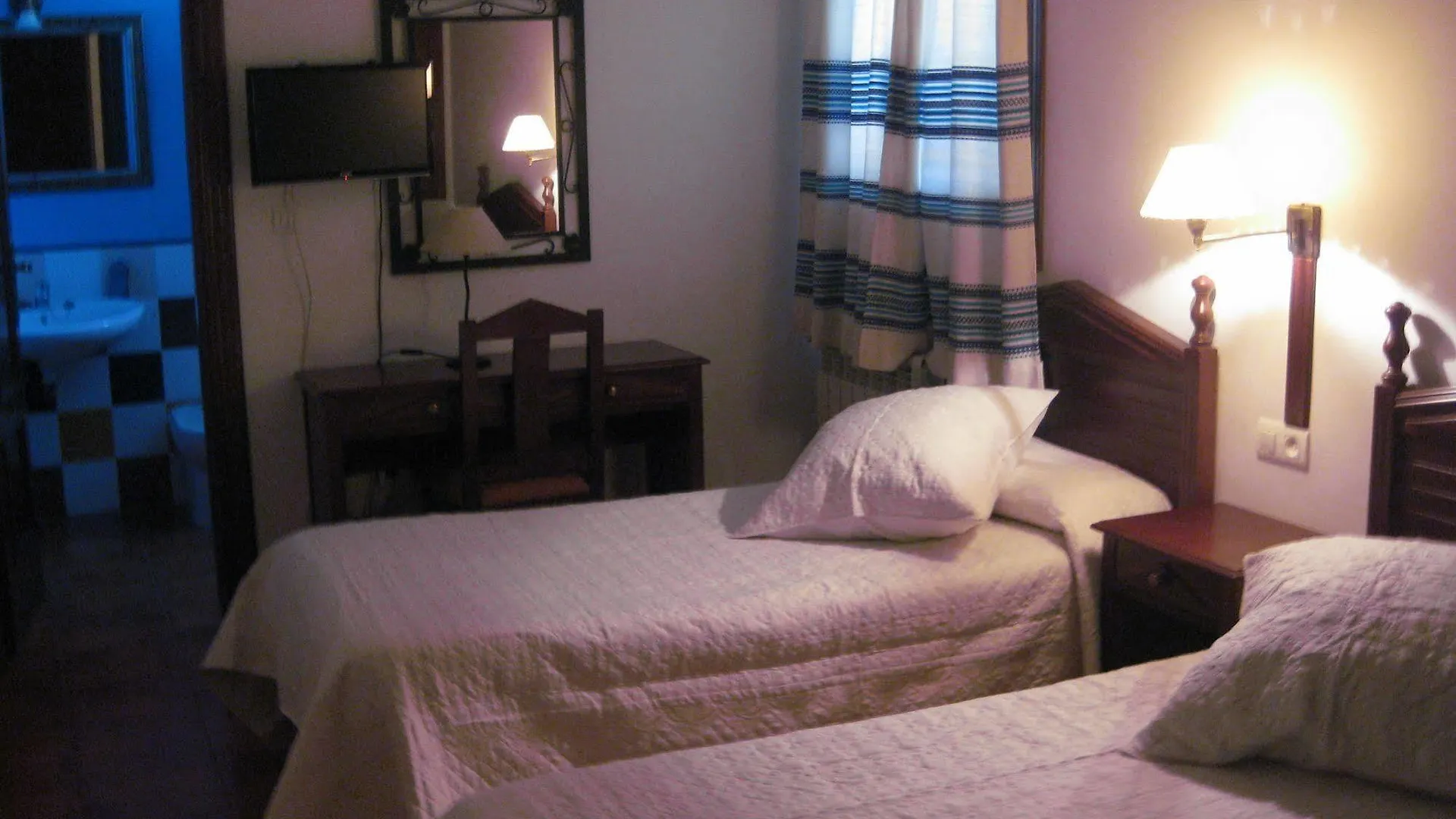 Pensión Hostal El Cascapeñas de la Alpujarra Capileira