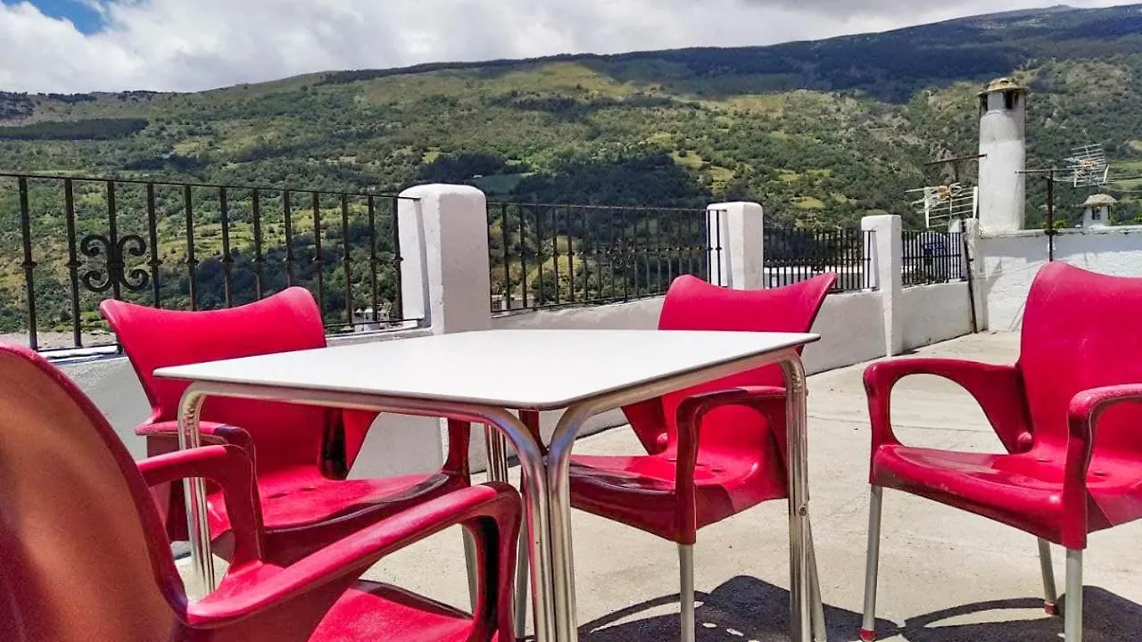 Guest house Hostal El Cascapenas De La Alpujarra Capileira Spain
